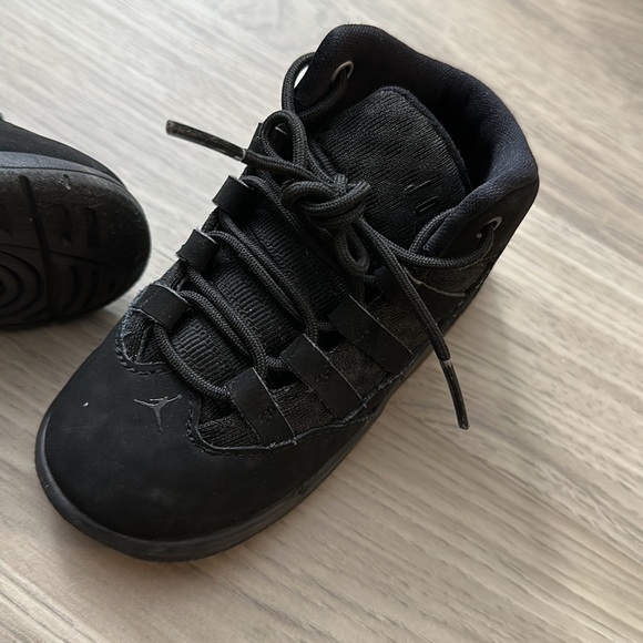 Black Jordan max - Picture 3 of 3